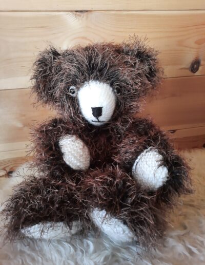 handgestrickter Teddybär